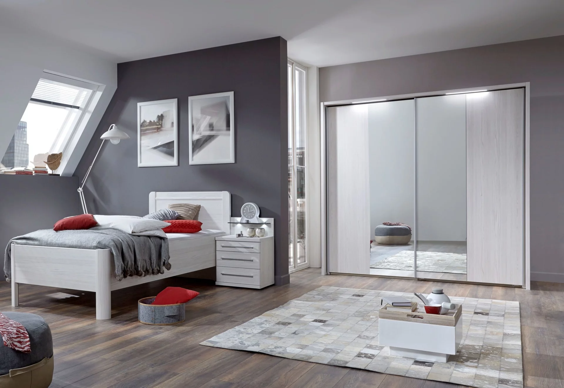 Mainau 200cm Sliding Door Wardrobe In Traditional Wood Finish